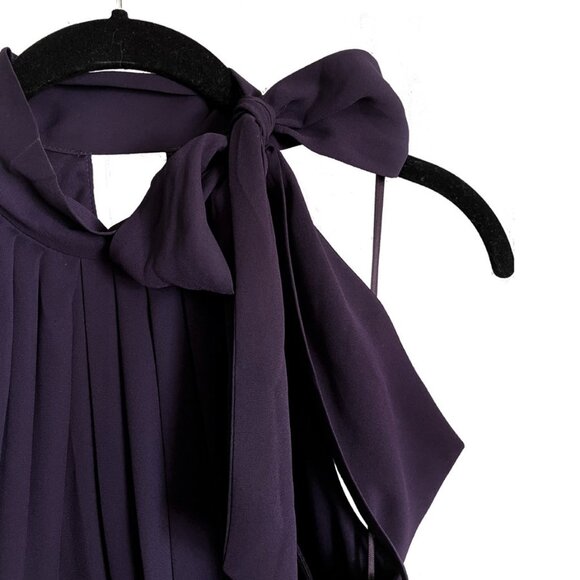 Express mini dress. Size 4. Very dark purple. Lined. Polyester - Picture 2 of 4